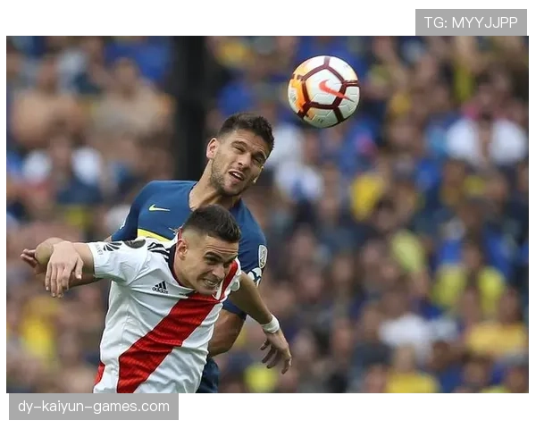 博卡青年禁区内配合不足，博卡青年队